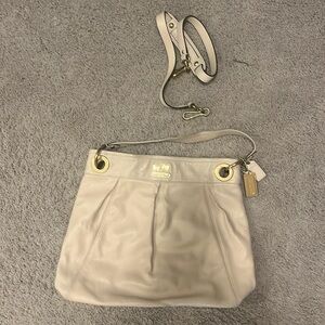Vintage Coach Leather Shoulder Purse Cream/Off White
